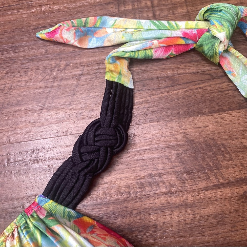 Victoria’s Secret Miraculous Bombshell Bikini Swim Top Tropical Push-up Size 36C - Picture 5 of 13